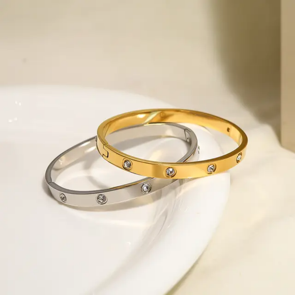 Round White Cubic Zirconia cuff Bracelet for Women