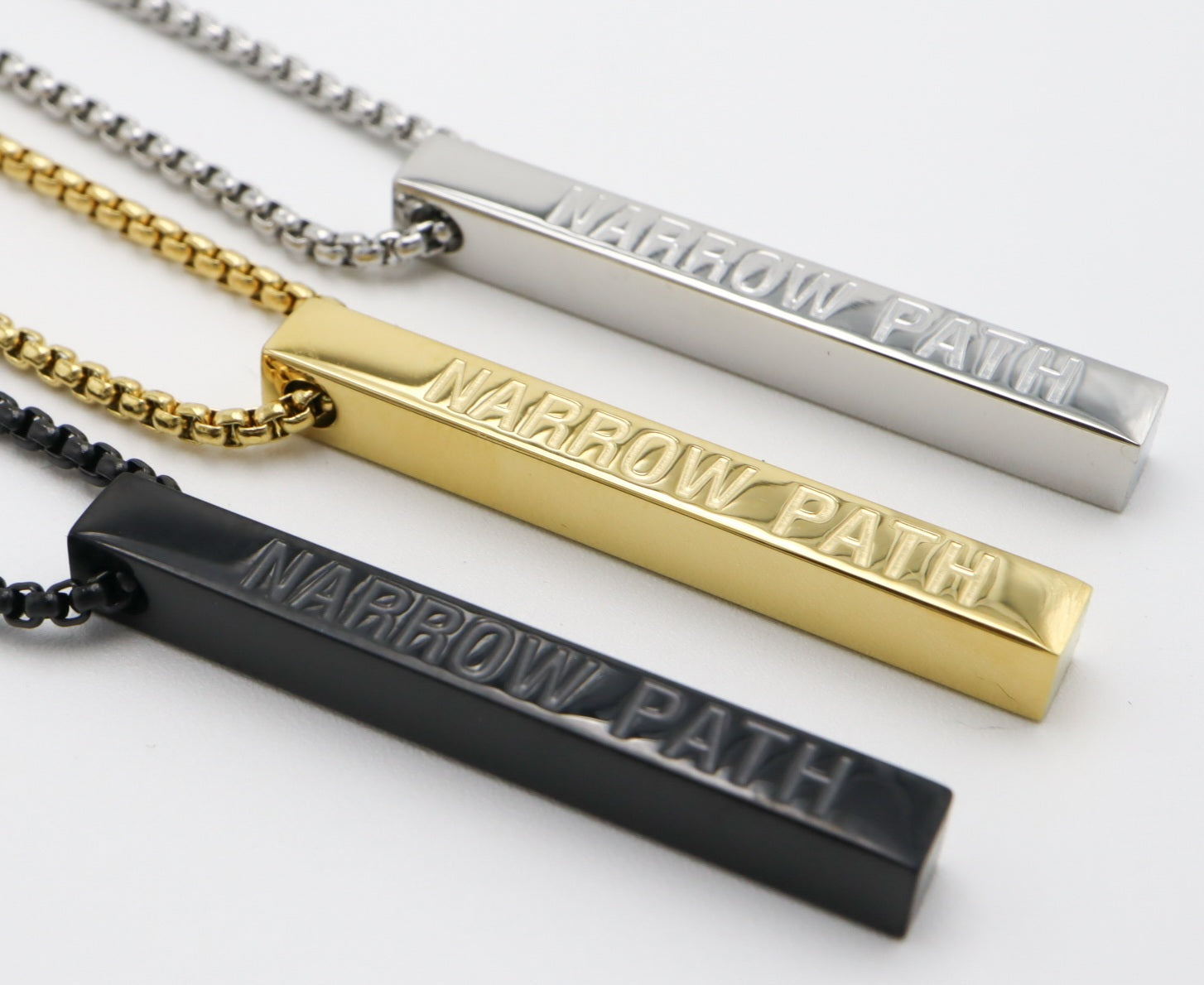Narrow Path Bar Necklace