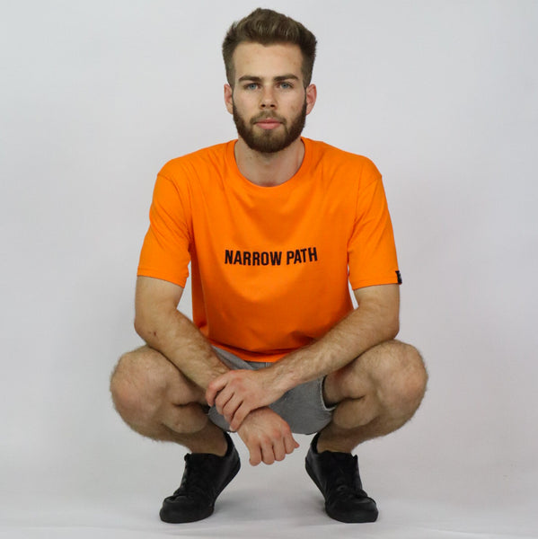 NARROW PATH EMBROIDERED TEE ORANGE