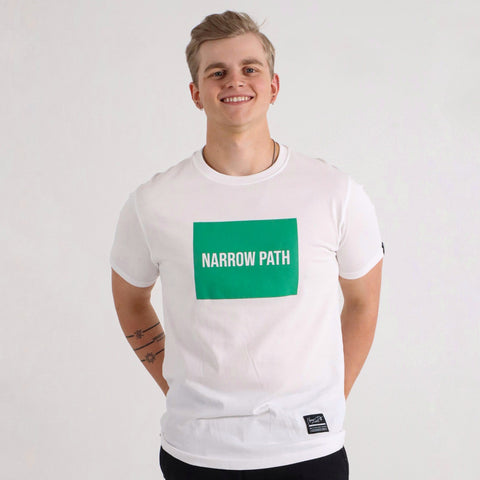 GREEN NARROW PATH BOX PRINT TEE