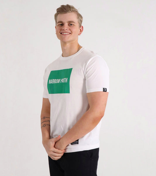 GREEN NARROW PATH BOX PRINT TEE