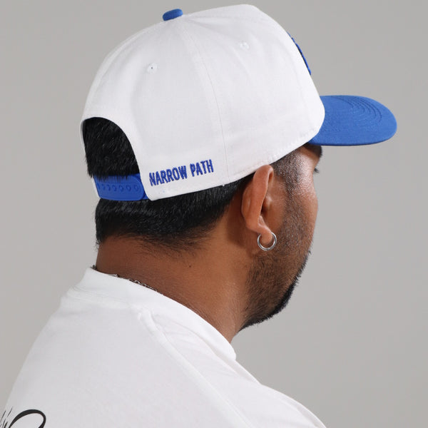 NARROW PATH EMBROIDERED WHITE/BLUE SNAPBACK HAT