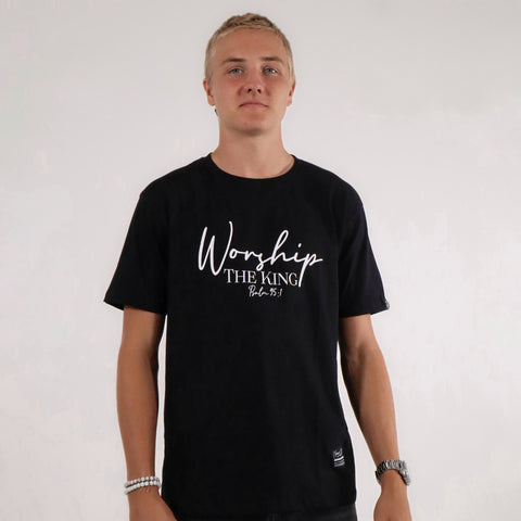 WORSHIP THE KING TEE BLACK